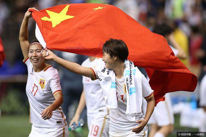 中国女足VS丹麦的相关图片
